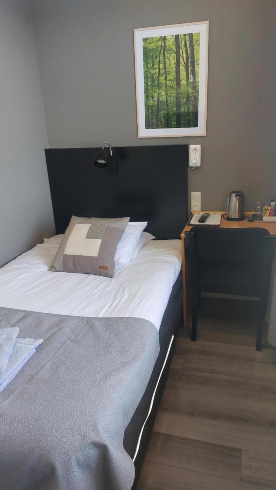 Hotel Bishops Arms Mora Δωμάτιο φωτογραφία