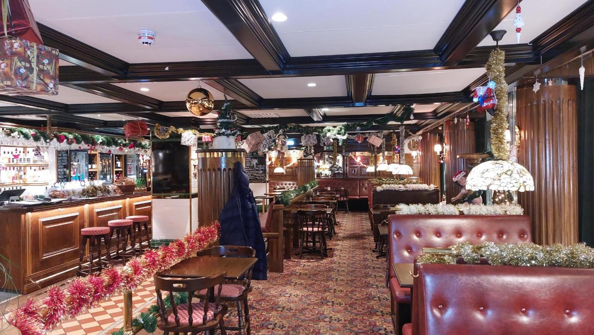 Hotel Bishops Arms Mora Εξωτερικό φωτογραφία